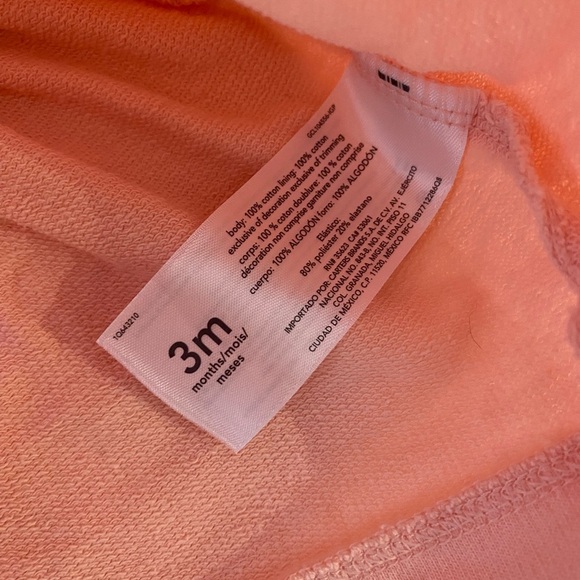 3-6m girl outfit bundle Tea, carters, outbaks leather shoes, 3 outfits mix&match - Picture 2 of 16